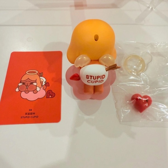 Pop Mart CRYBABY Stupid Cupid Authentic Figure w/ Box & Card - Picture 3 of 5